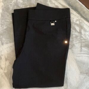 NEVER WORN, black capris